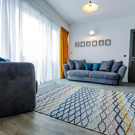 Silver Mountain B21 Pine Woods Poiana Brasov