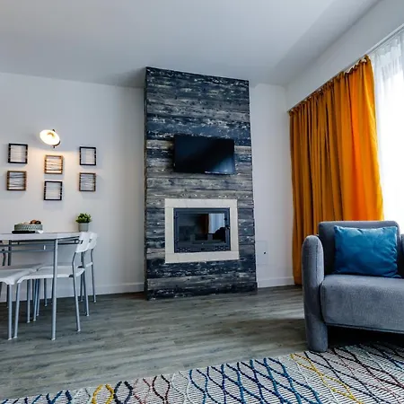 Silver Mountain B21 Pine Woods Apartment